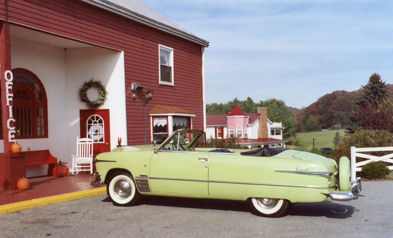 img324-001.JPG - Glenn Koogler's 1951 Ford Convertible