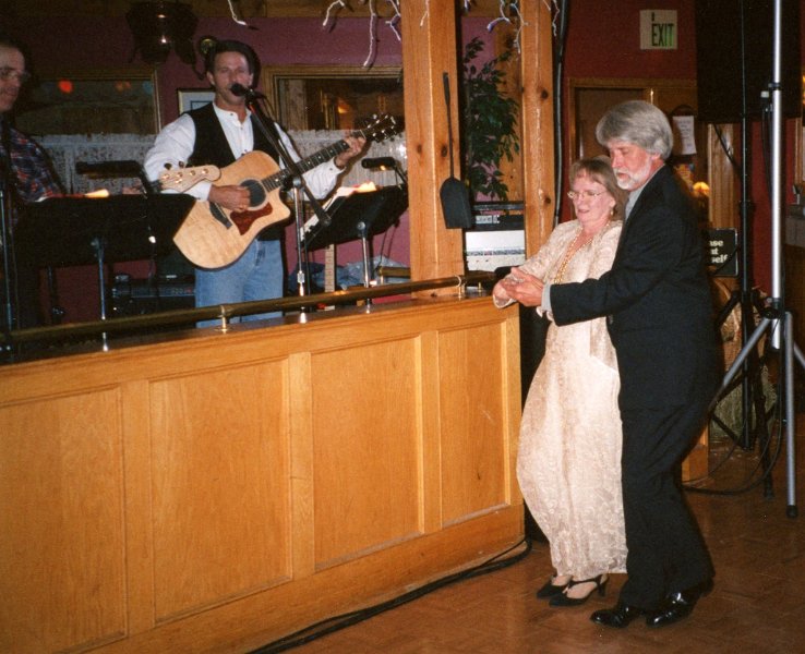 img382-001.JPG - The Texas Two-Step