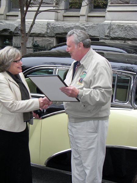 100_3758.jpg - Marilyn Harris and Rod Hobbs