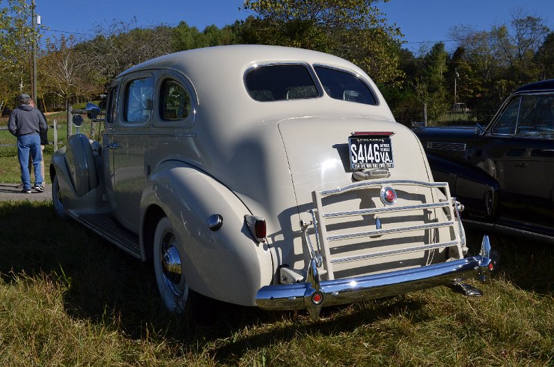 DSC_0308.JPG - Jed Sheehan's 1940 Sedan - Jim Owen photo