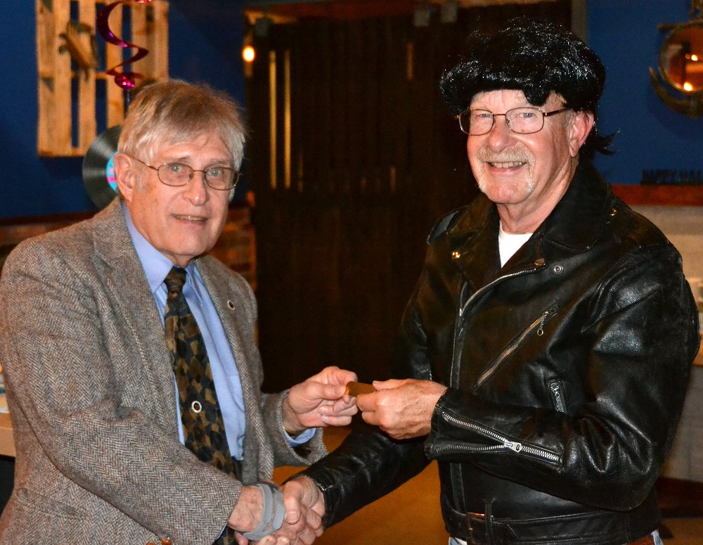 DSC_0245-001.JPG - Jim Owen receives a Preservation chip from Richard Obenschain for his 1937 115C Touring Sedan.