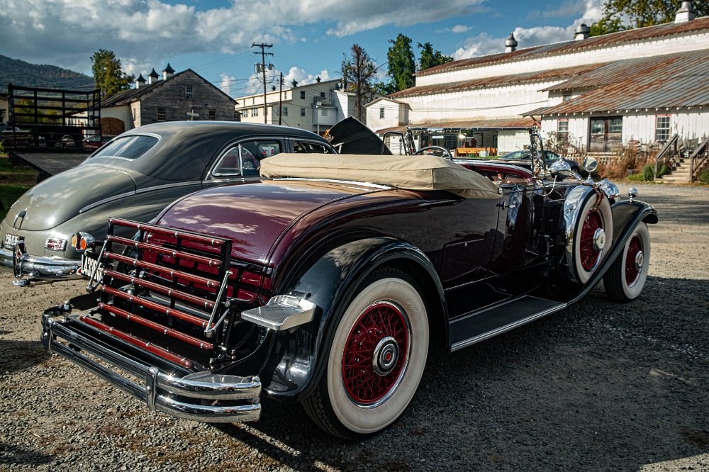 040.jpg - Rear of Al Becker’s 1930 roadsterPhoto by Raymond Boc