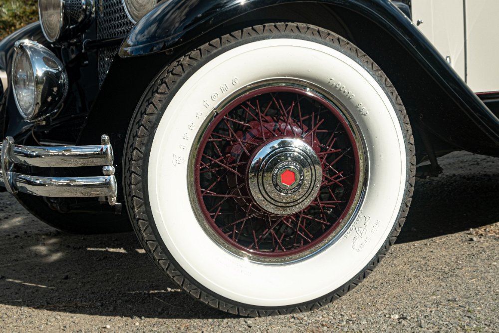 045.jpg - Stopped at the River District in Sperryville, Visited Copper Fox Distillery & Copper Fox Antiques