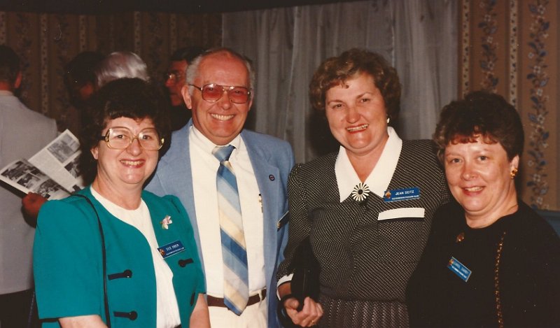 SCAN0578-001.JPG - Dee and Donroy Ober, Jean Dietz, Carol Darby