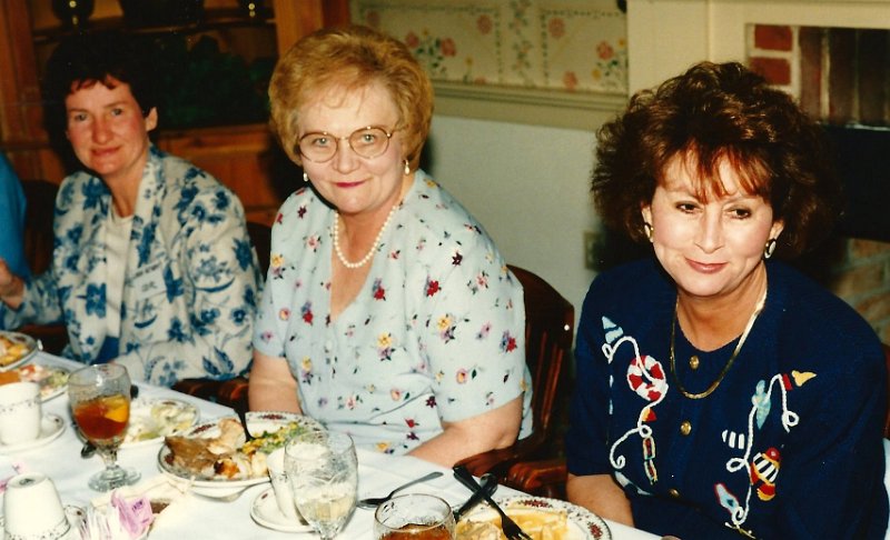 SCAN0943-001.JPG - Linda Althoff, Linda Conkin, Rita McCormick