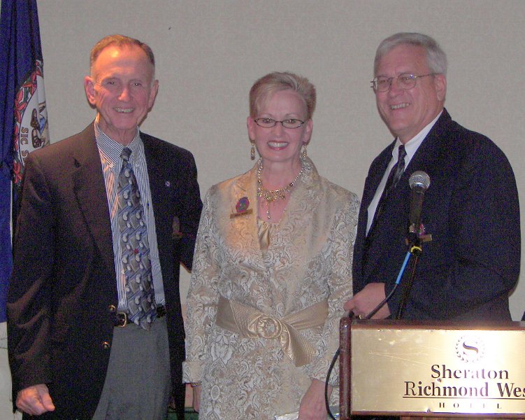 100_3955.jpg - Tom Brooks, Shirley Woolfitt and Hal Hermann