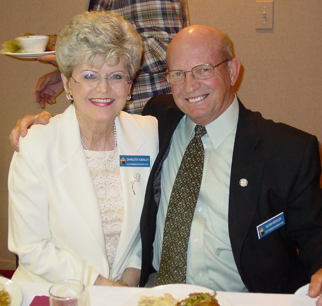 DSC01981_edited.JPG - Charlotte and Glenn Koogler