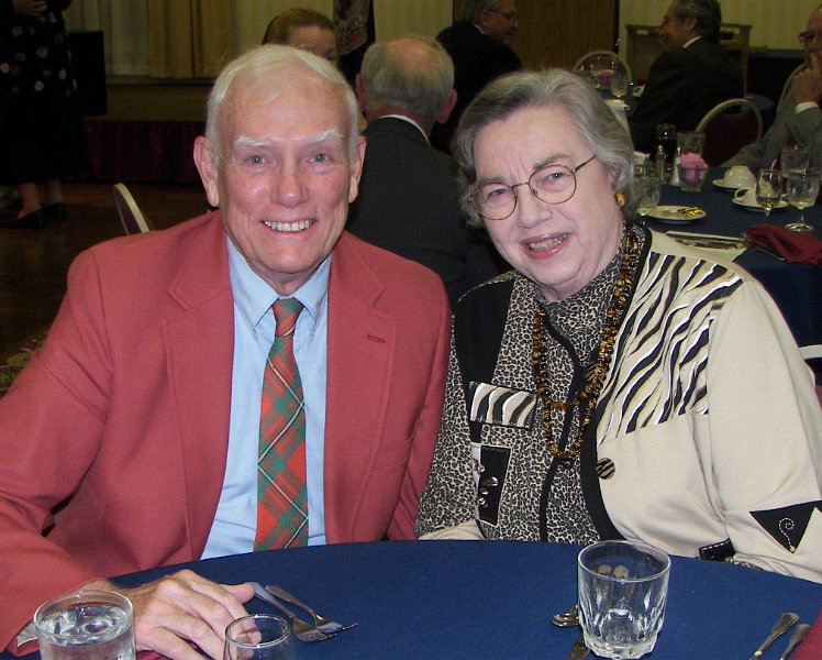 100_0833.jpg - Bill and Helen Tyler