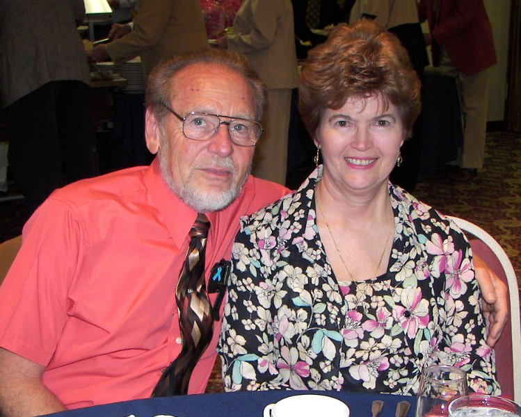100_0842.jpg - Gil and Kay Seibel