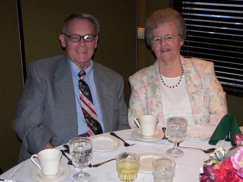 100_2714.jpg - Roy and Ginnie Hummer