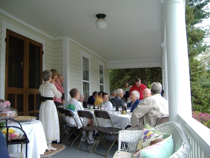 108.jpg - Lunch on the front porch of the Barnhart's