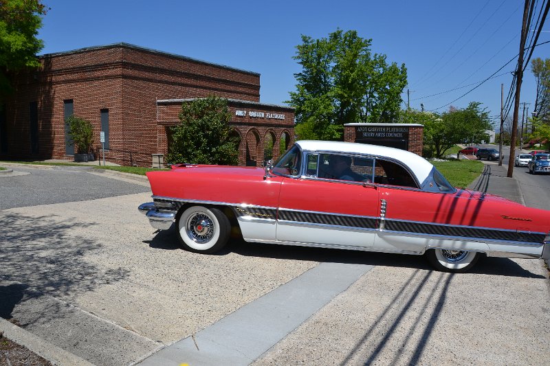 DSC_0066.JPG - Arriving at the Andy Griffith Playhouse and Museum