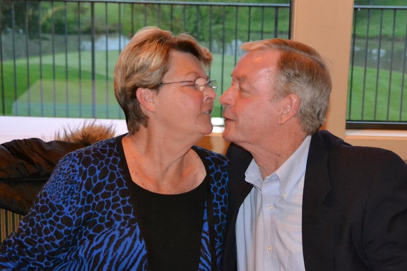 DSC_0090.JPG - Sharyne and Rick Rogers, guests of the Bronks