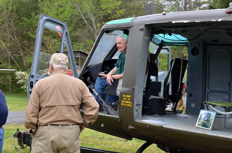 DSC_0697.JPG - Bob Robb in the Huey (Jim Owen photo)