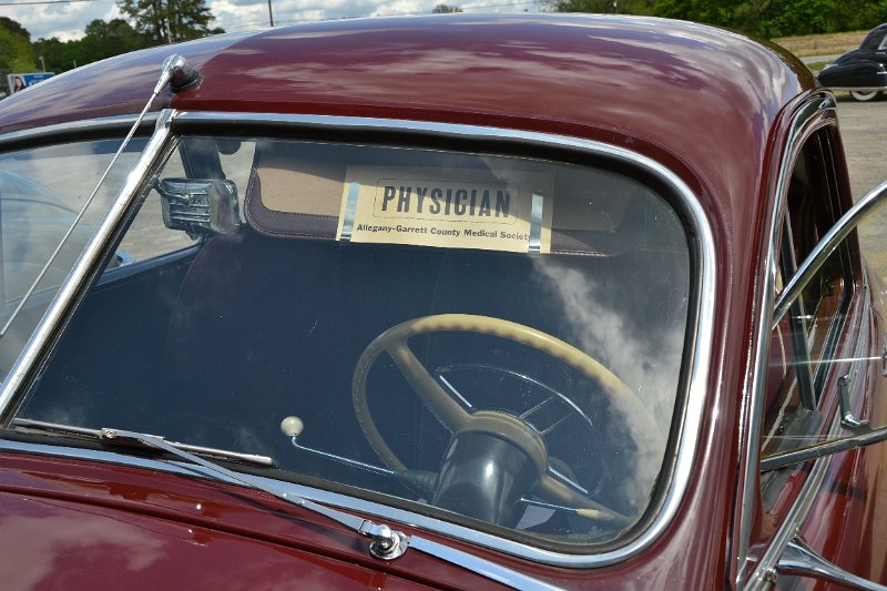 DSC_0111.JPG - The windshield visor of Miles White