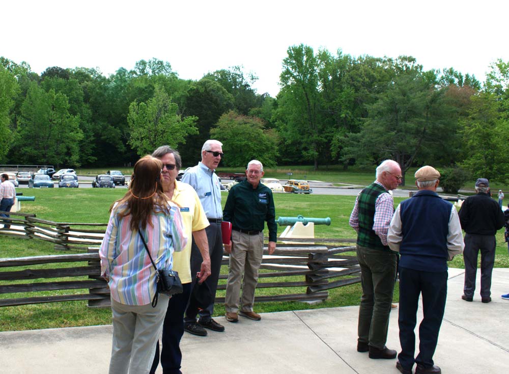 21.jpg - Assembling near the parking lot, ready to leave to get lunch.