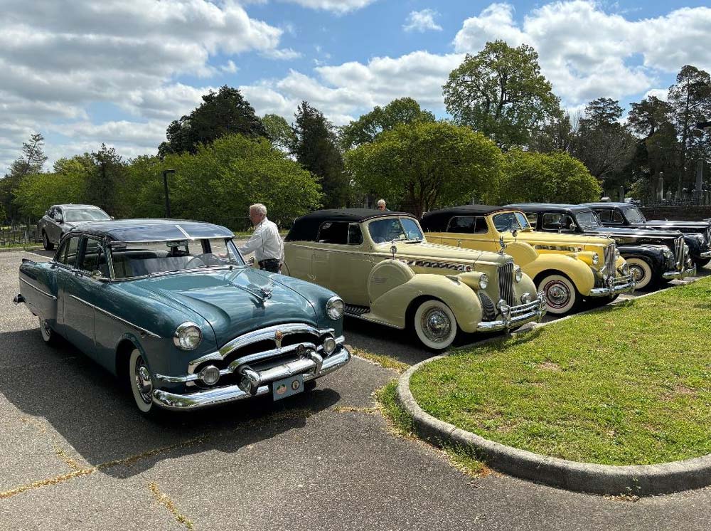 24.jpg - Lynn Shirey’s 1953 Clipper at the end of the lineup of member’s cars.