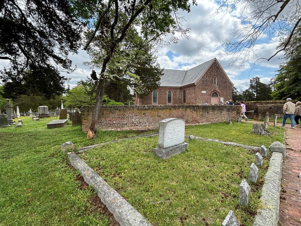 25.jpg - The oldest section of the Blandford Church Cemetery.