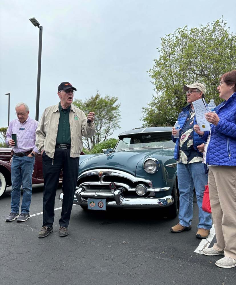 69.jpg - Jon Hatfield gives instructions before the members leave the hotel for the Henricus Historical Park.