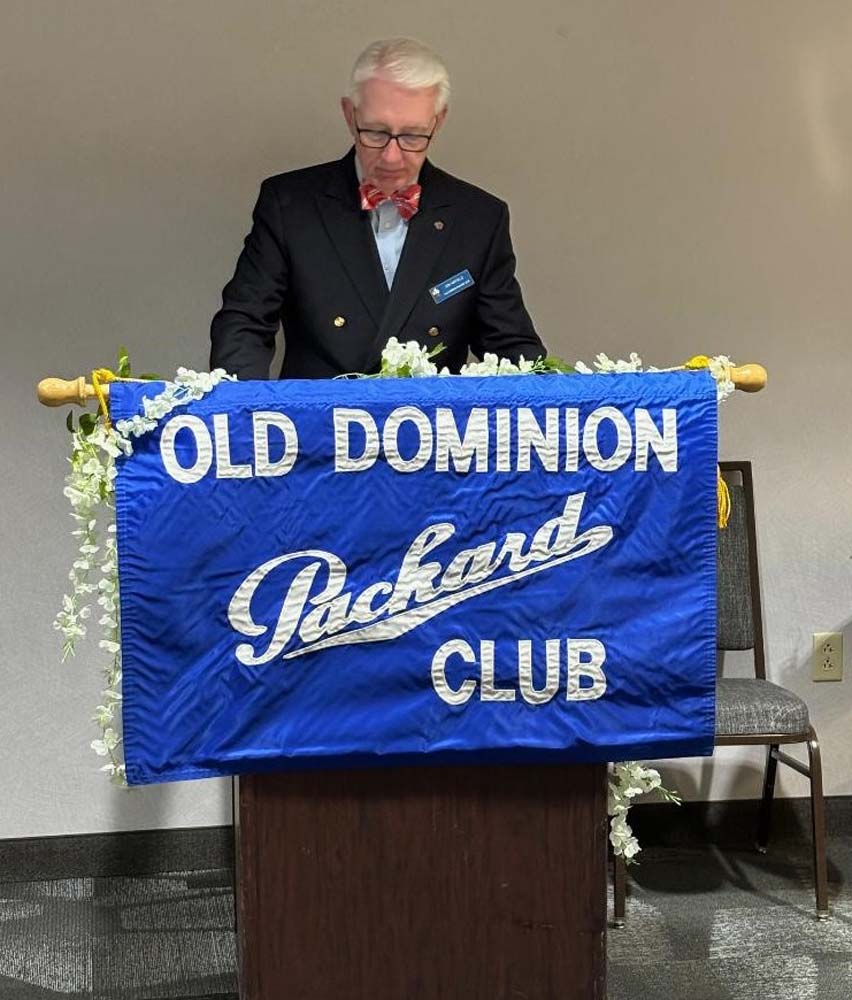 97.jpg - ODPC President Jon Hatfield addresses members at the close of the banquet.