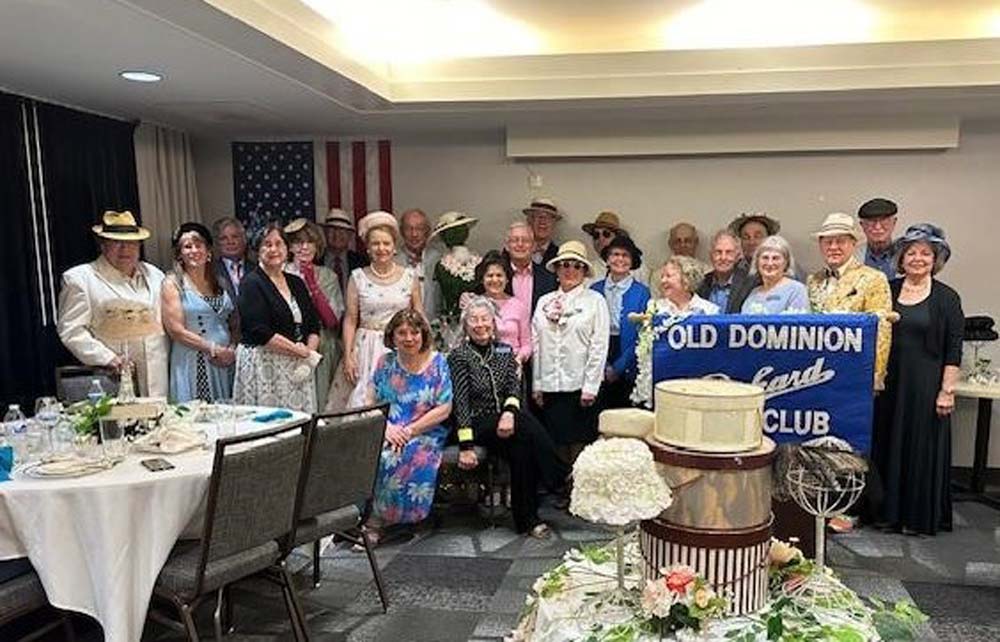 98.jpg - Attendees of the Spring Tour pose for a group photo